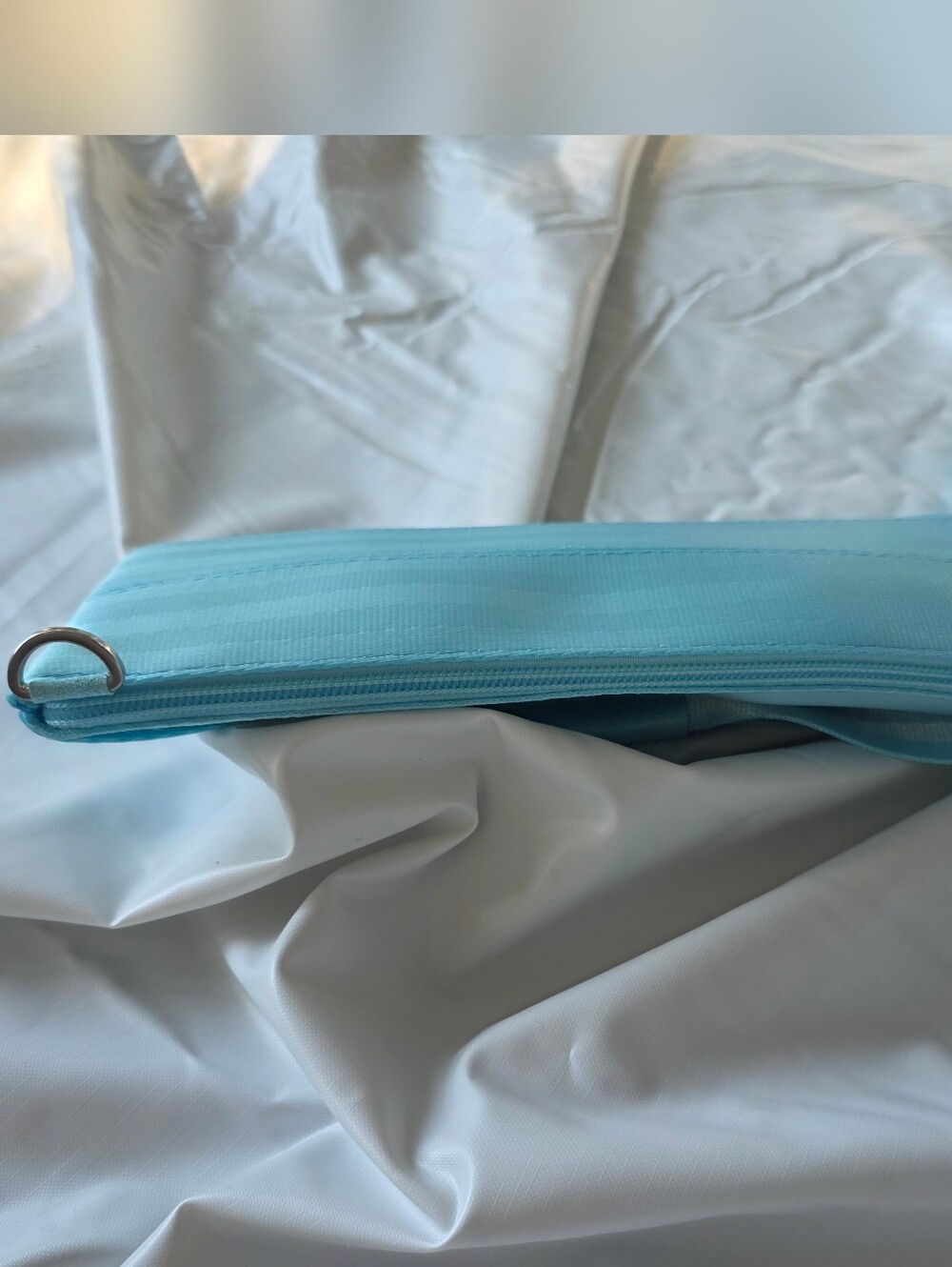 HARVEYS Lola Bow Clutch Maliblue Seatbelt Crossbody Bag Babyblue - Picture 7 of 16